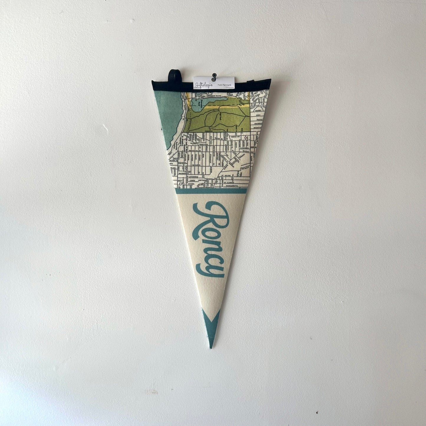 Giftologie Felt Pennant