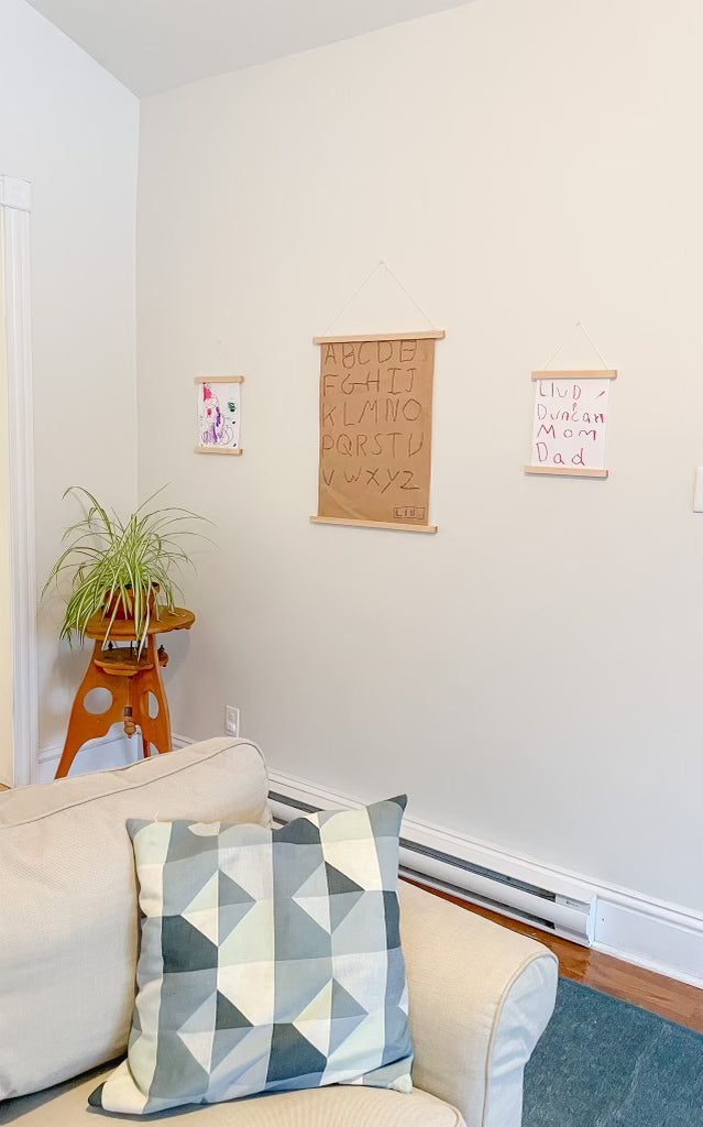 LivCan Handmade Birch Art Hanger