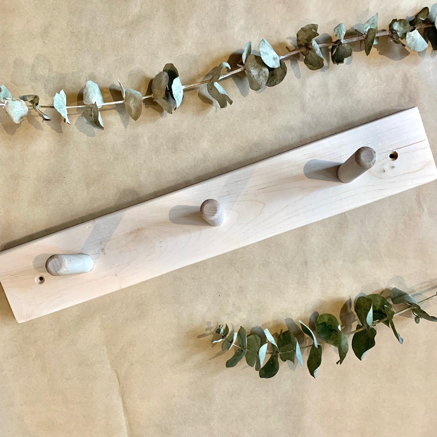 LivCan Handmade Birch 3 Dowel Coat Rack