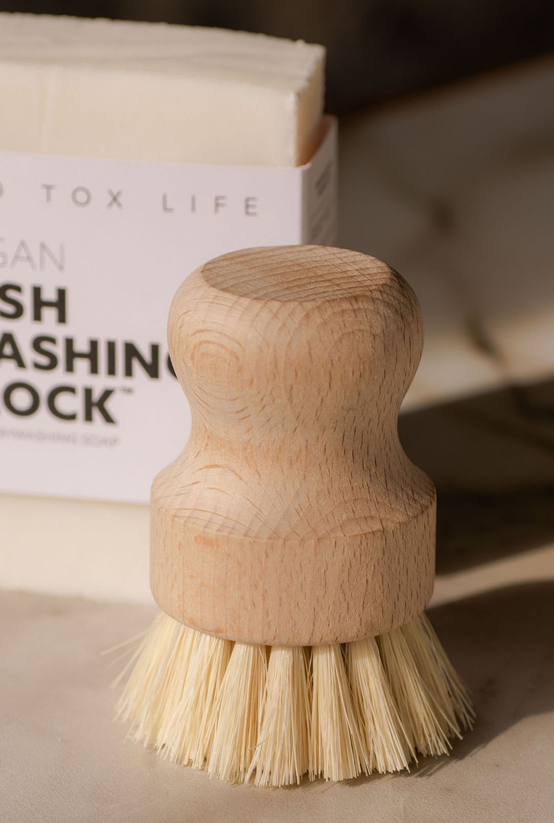No Tox Life Hand Brush