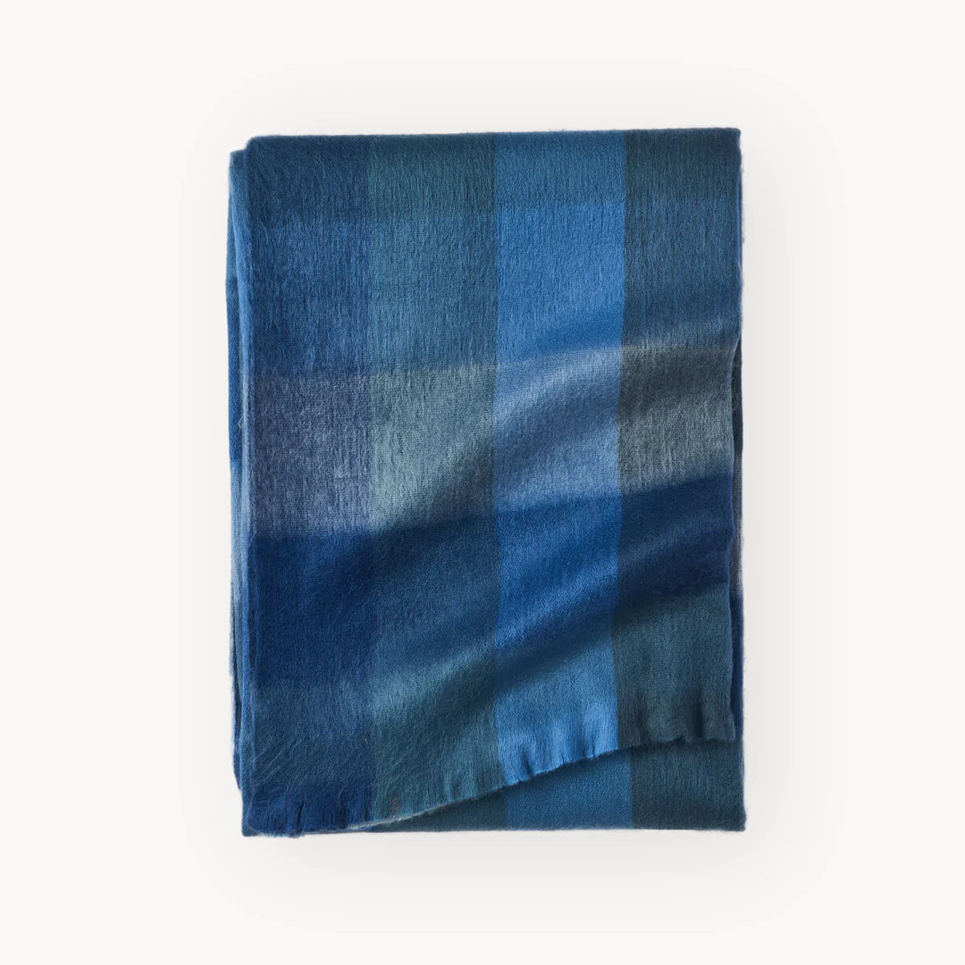 Pokoloko Alpaca Throw Blanket