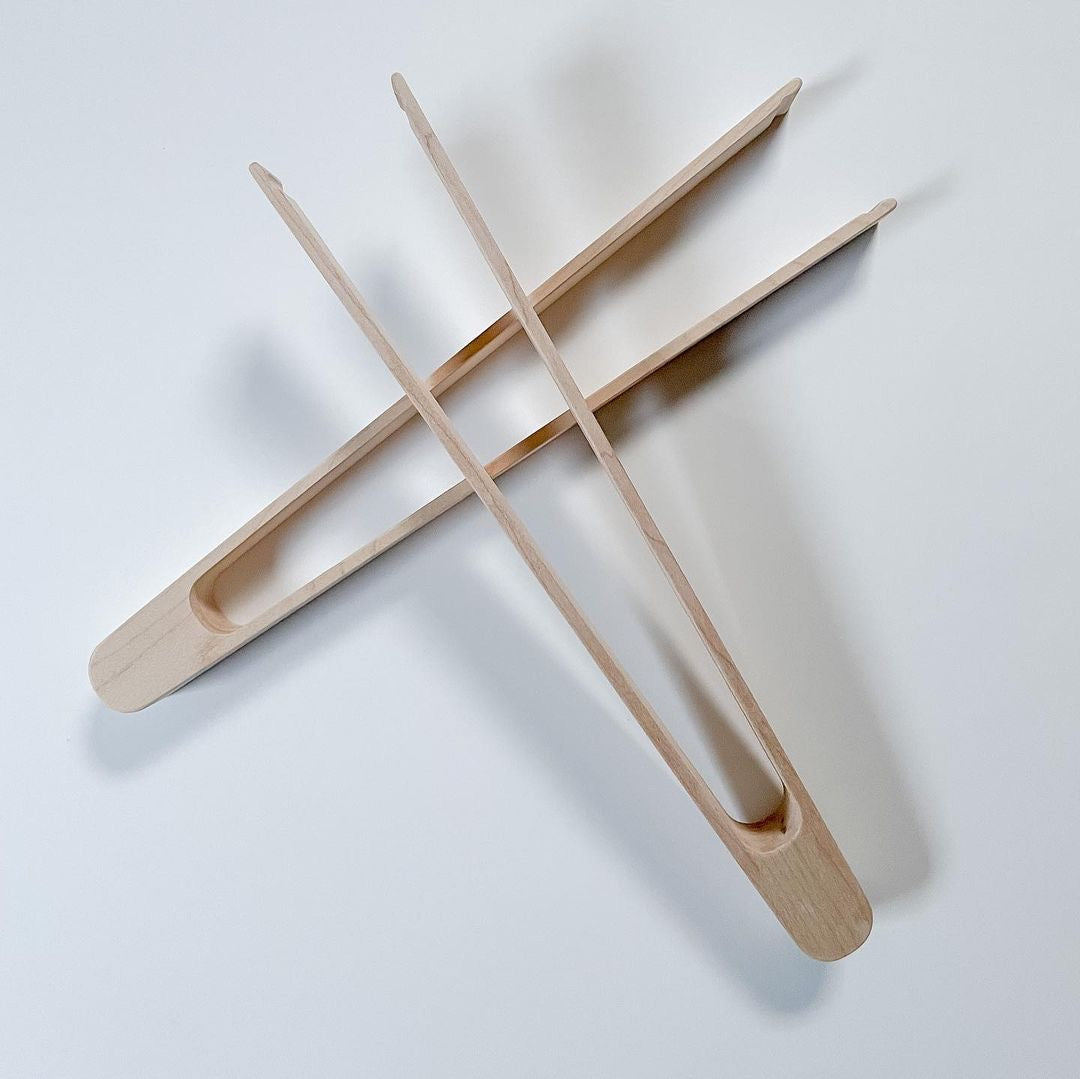 LivCan Handmade Maple Tongs