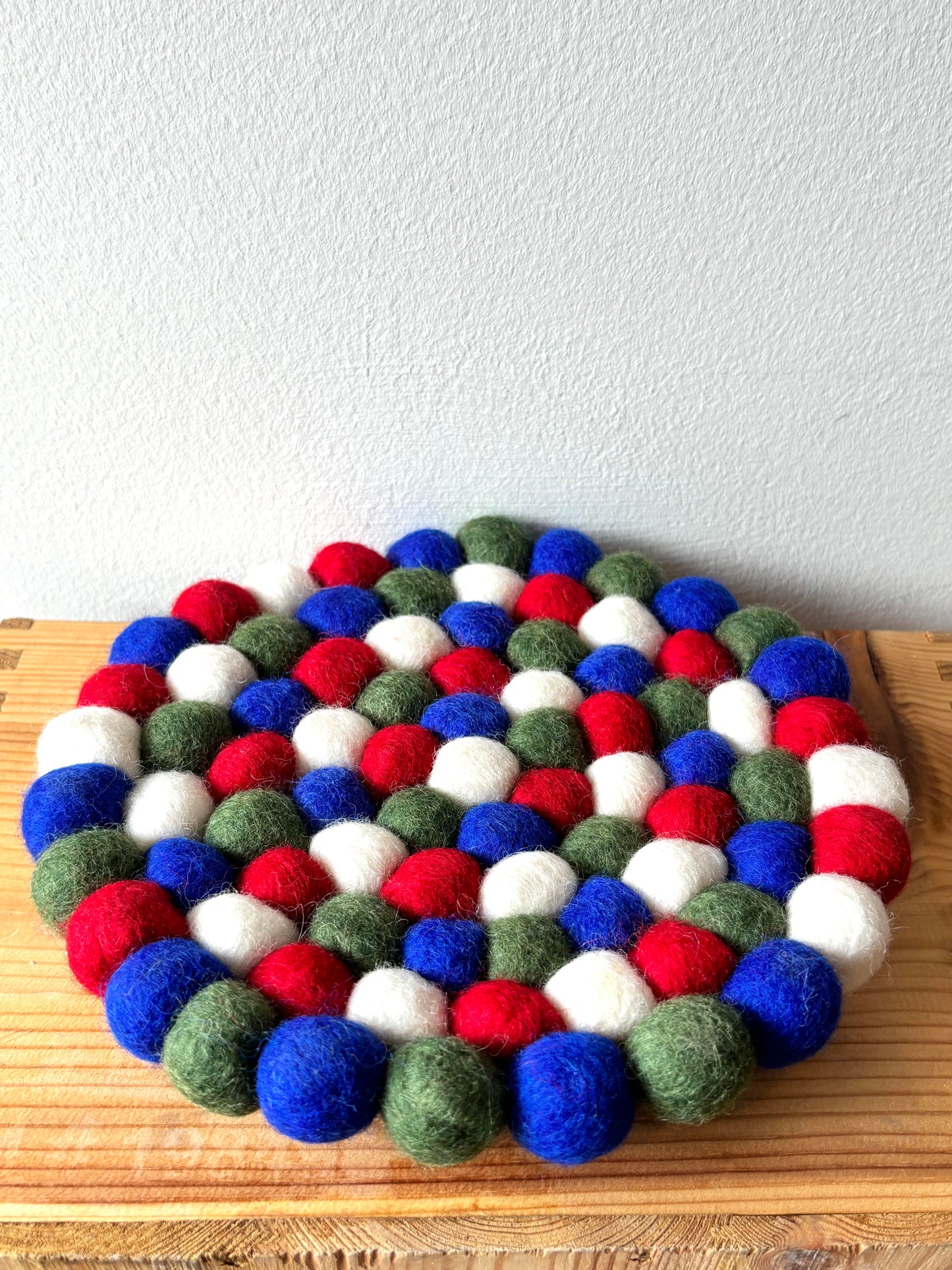 Hamro Felt Multi Ball Trivet