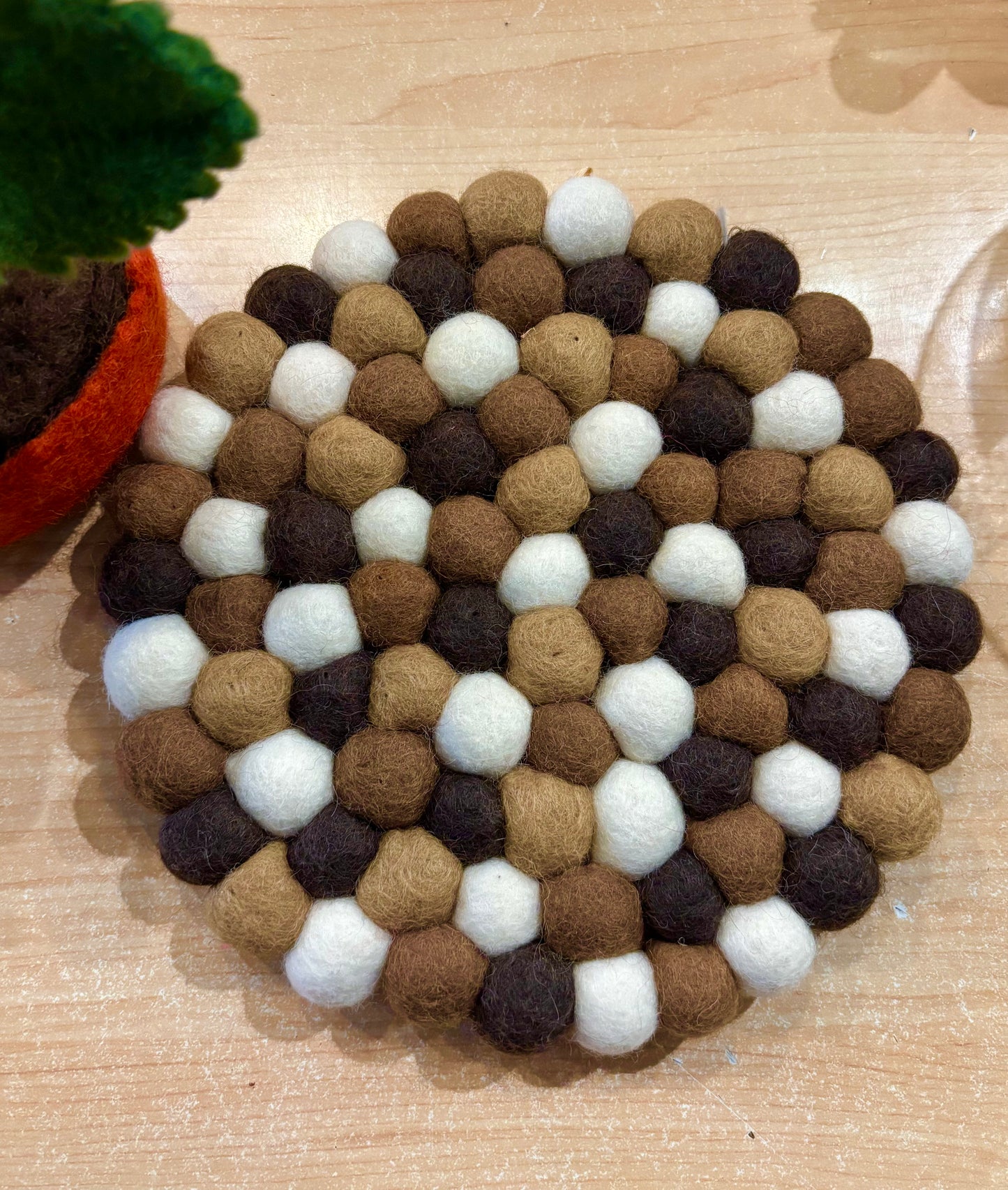 Hamro Felt Multi Ball Trivet