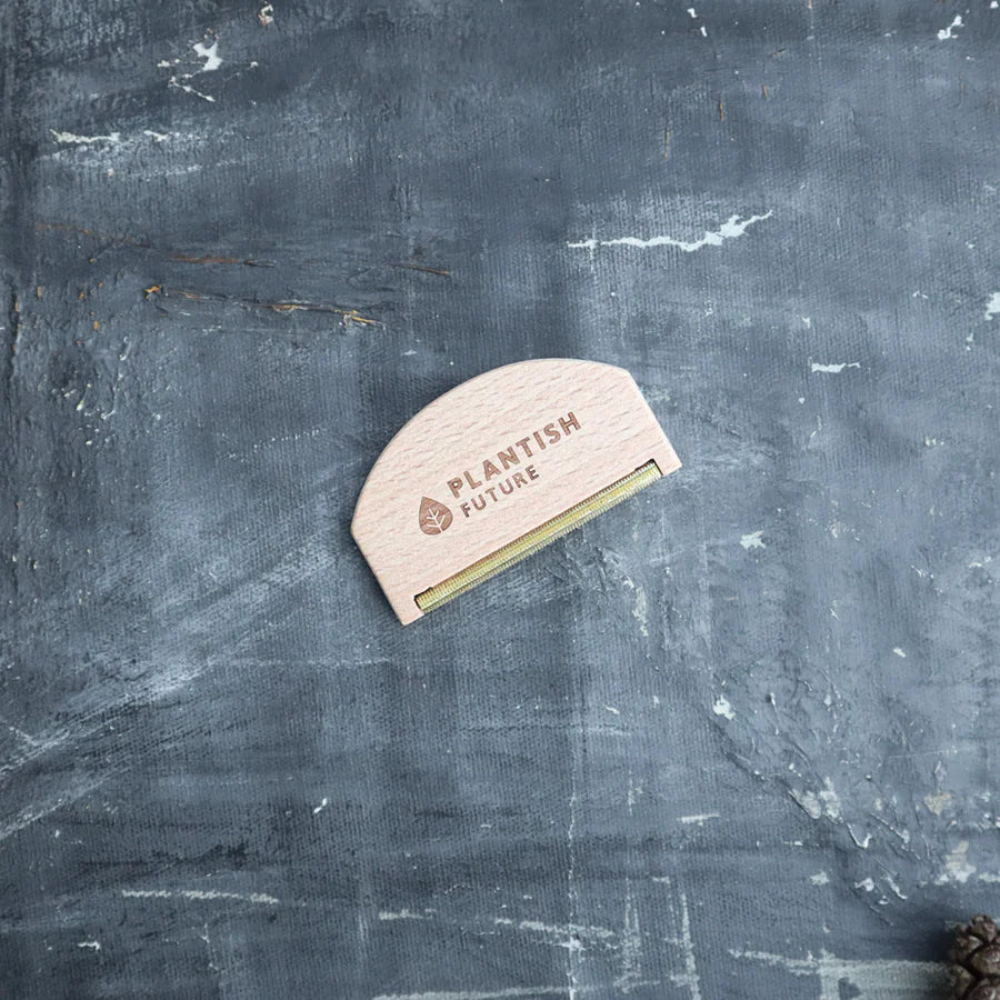 Plantish Wooden Lint Remover