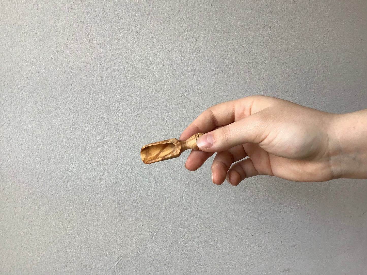 Olivewood Mini Scoop