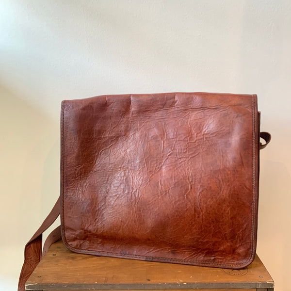 Handcrafted Leather Messenger Bags